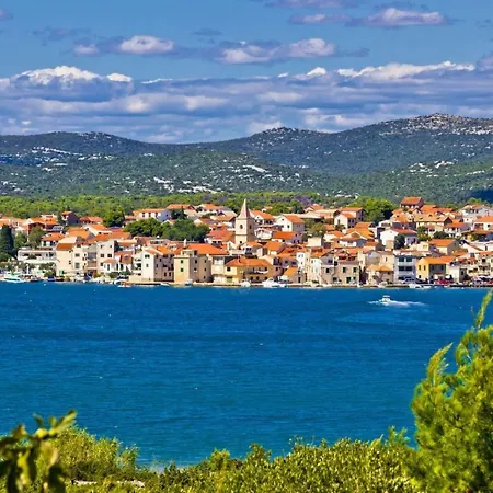 4491 * Vodice